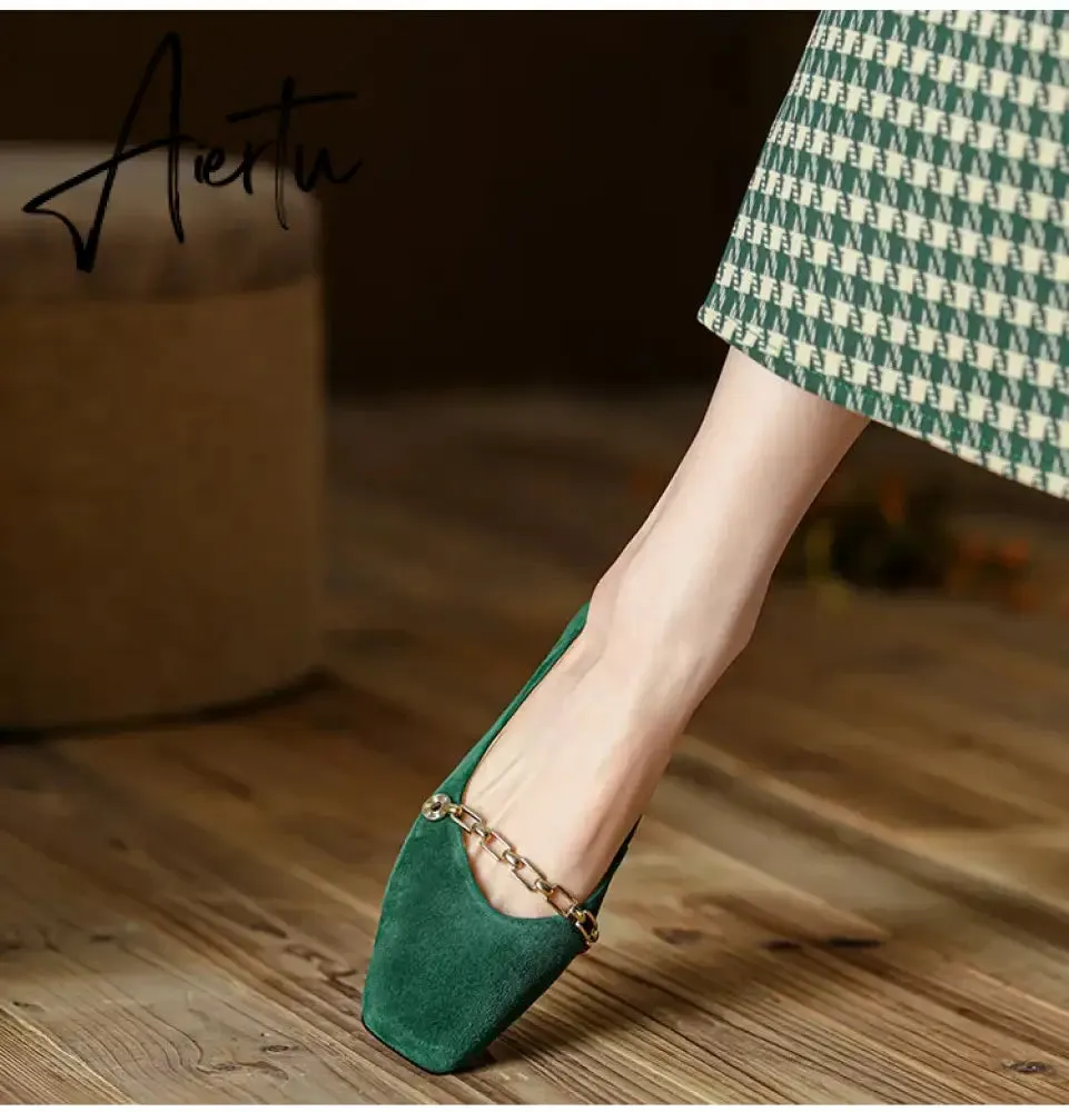 Aiertu Spring/Autumn Women Pumps Sheep Suede Leather Shoes for Women Square Toe Chunky Heel Women Shoes Chain Office Ladies High Heels