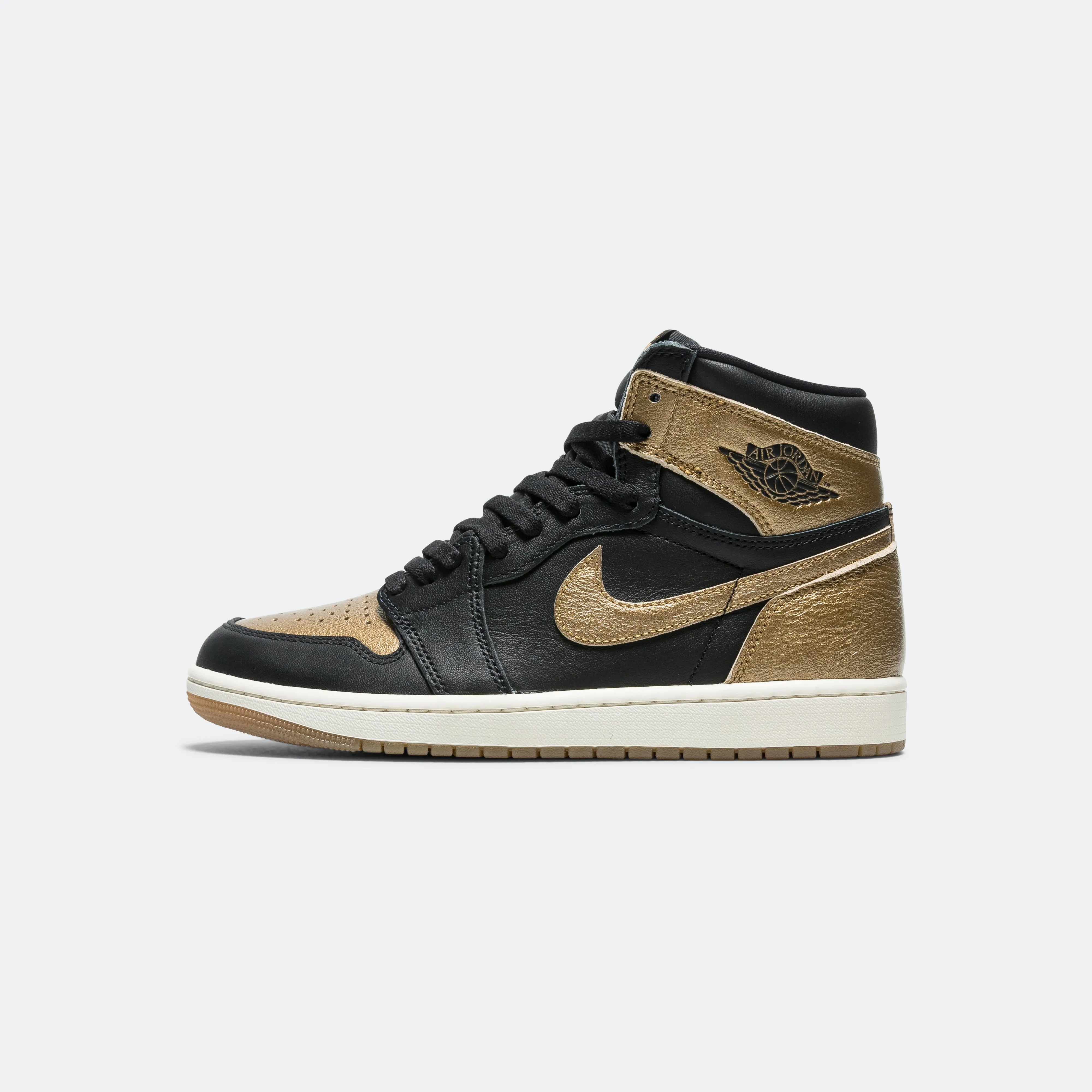 Air Jordan 1 Retro High OG - Black/Metallic Gold-Sail