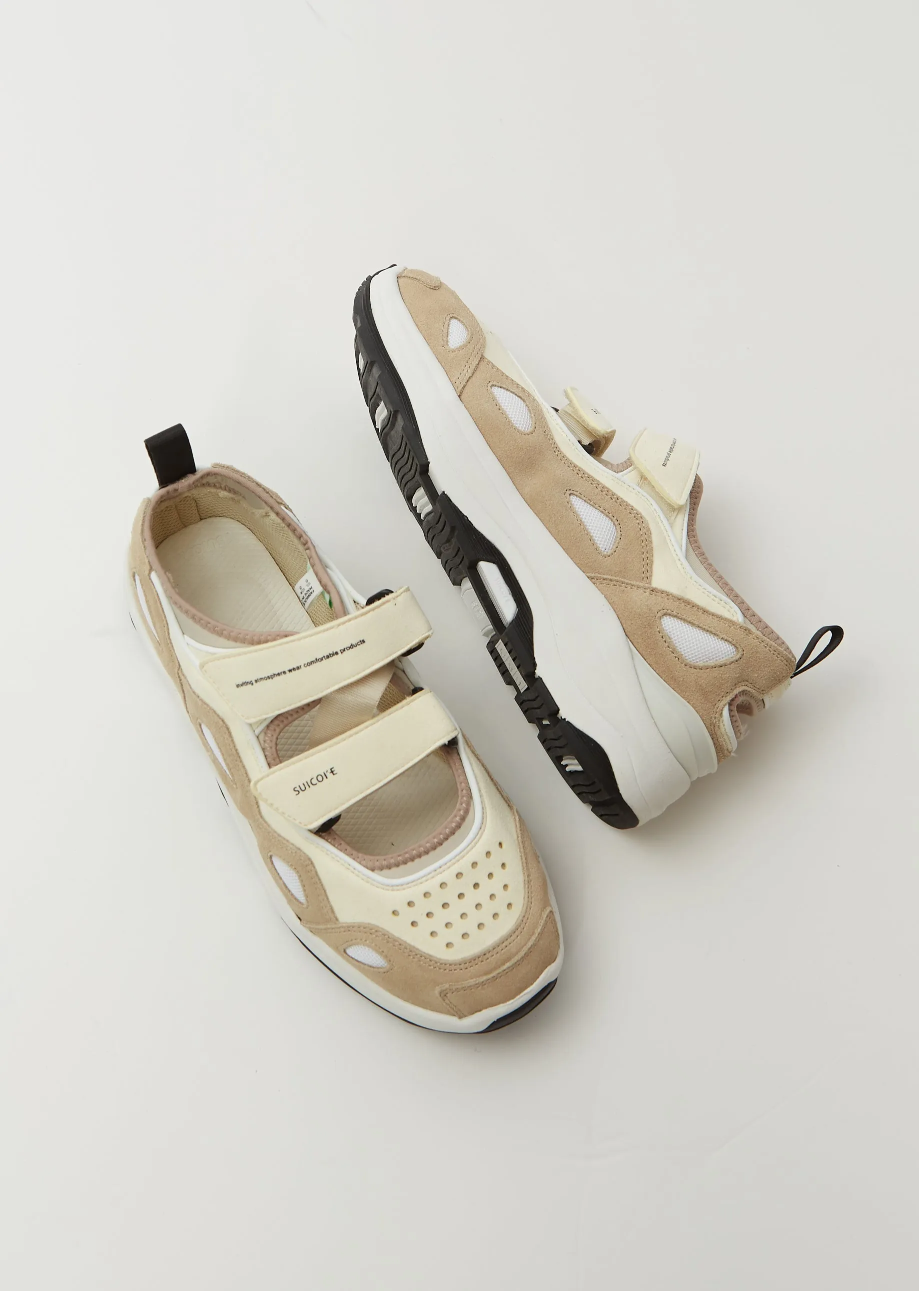 AKK-AB Sneakers — Off-White