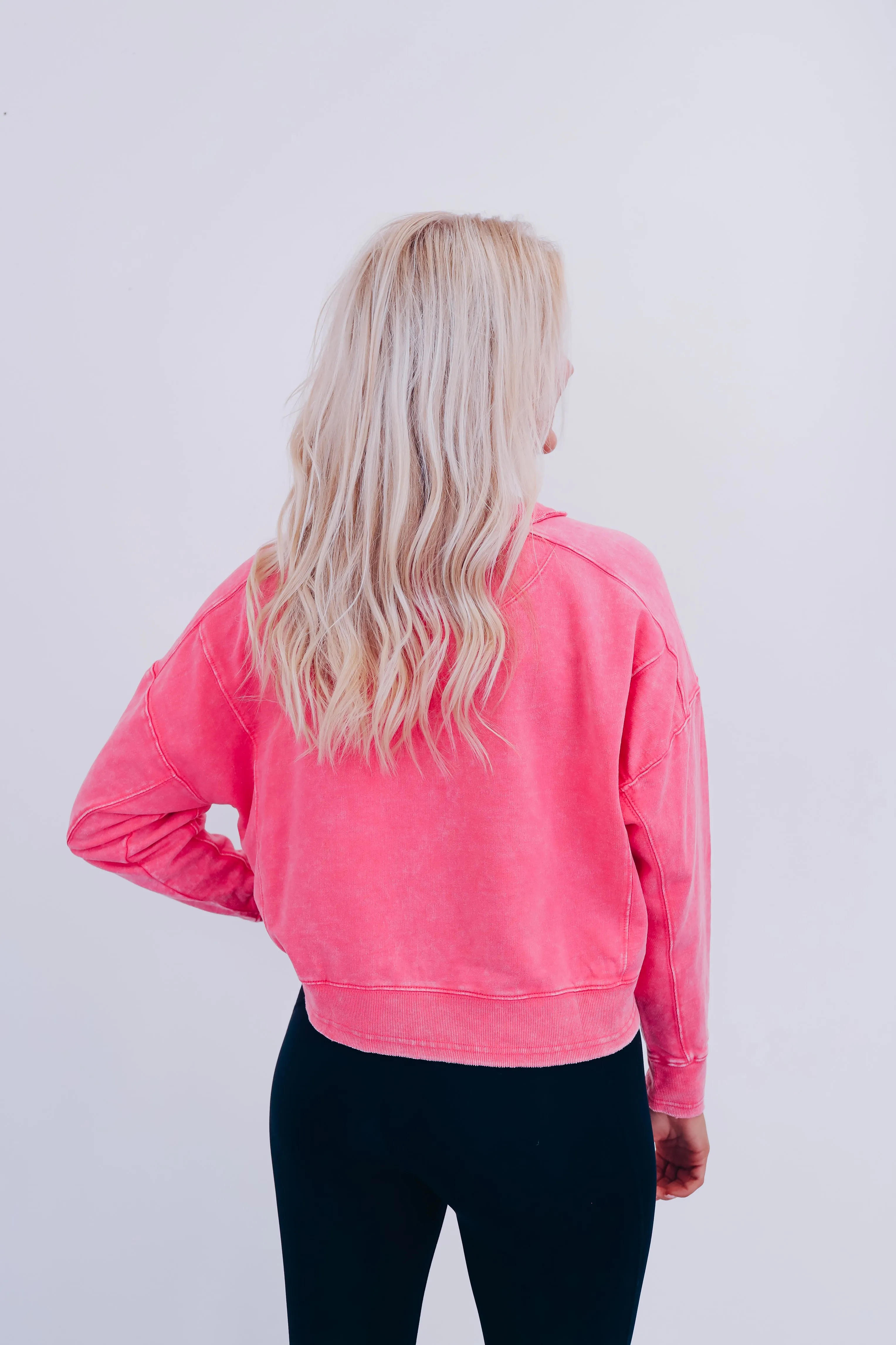 Amanda Acid Washed Cropped Sweatshirt - Pink