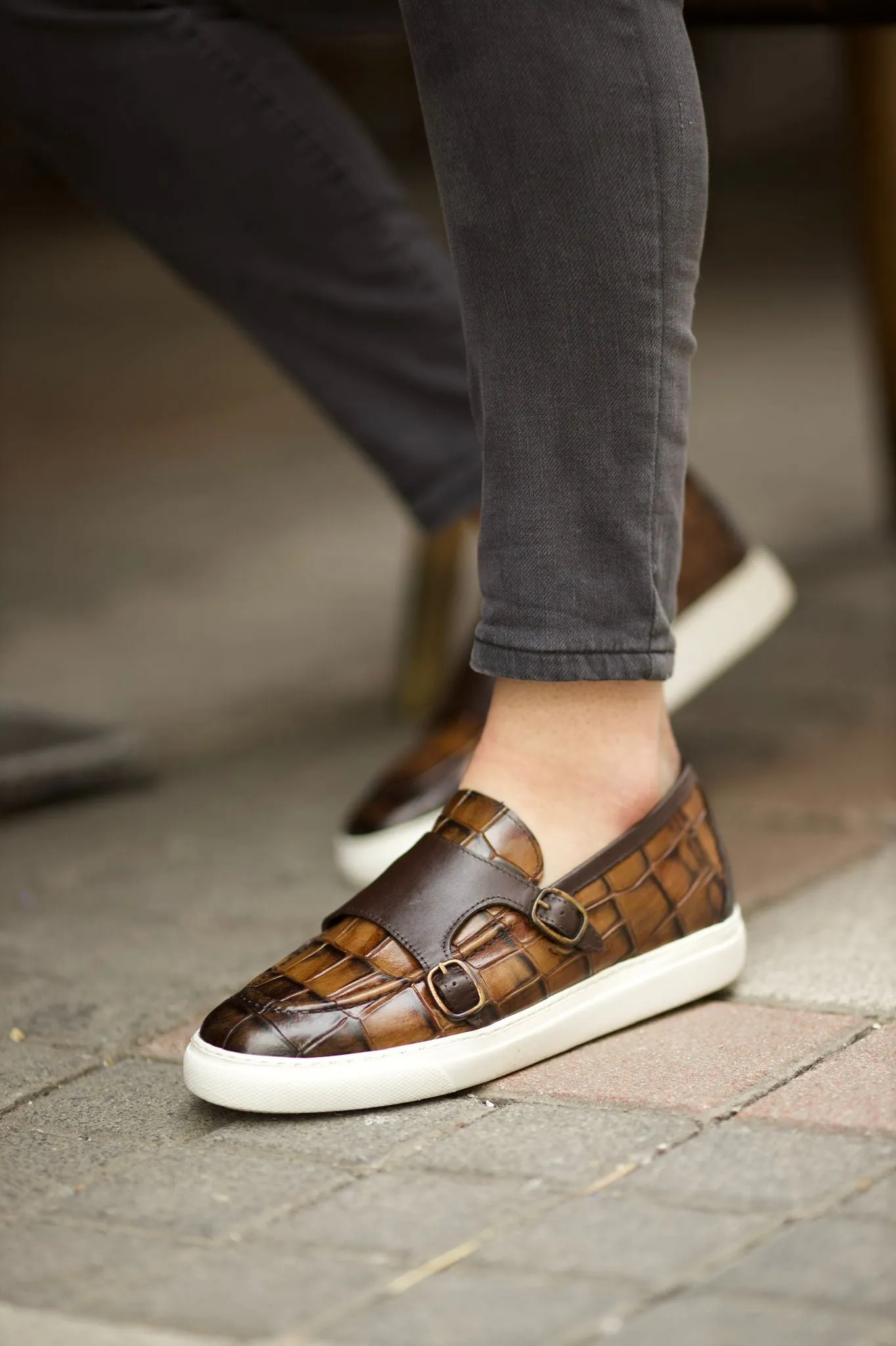 Bojoni Romeo Pool Buckle Crocodile Pattern Brown Loafers