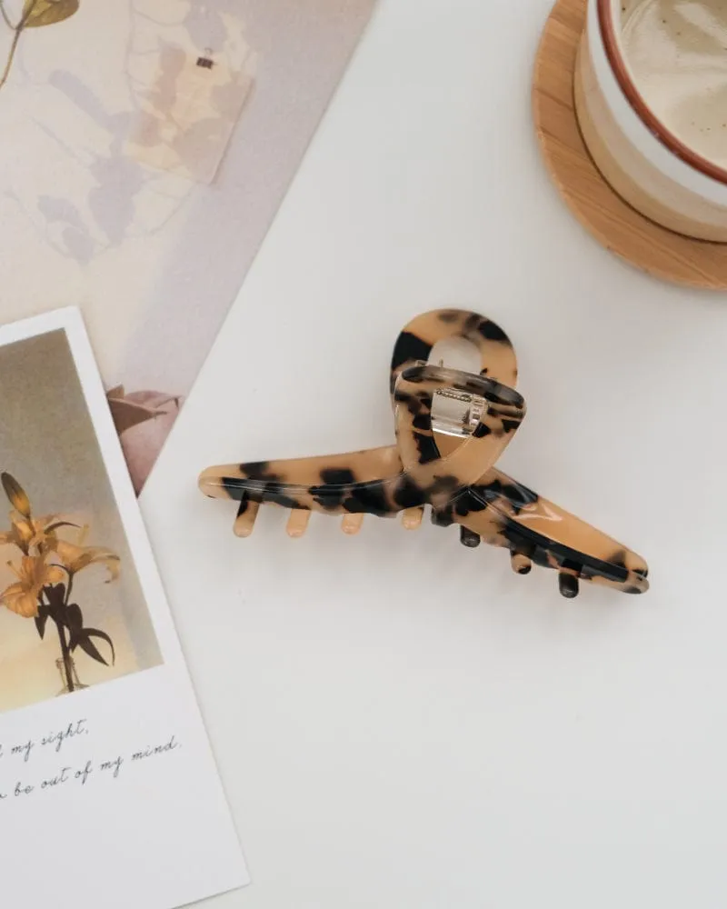 Criss-Cross Hair Claw Clip #Tortoise