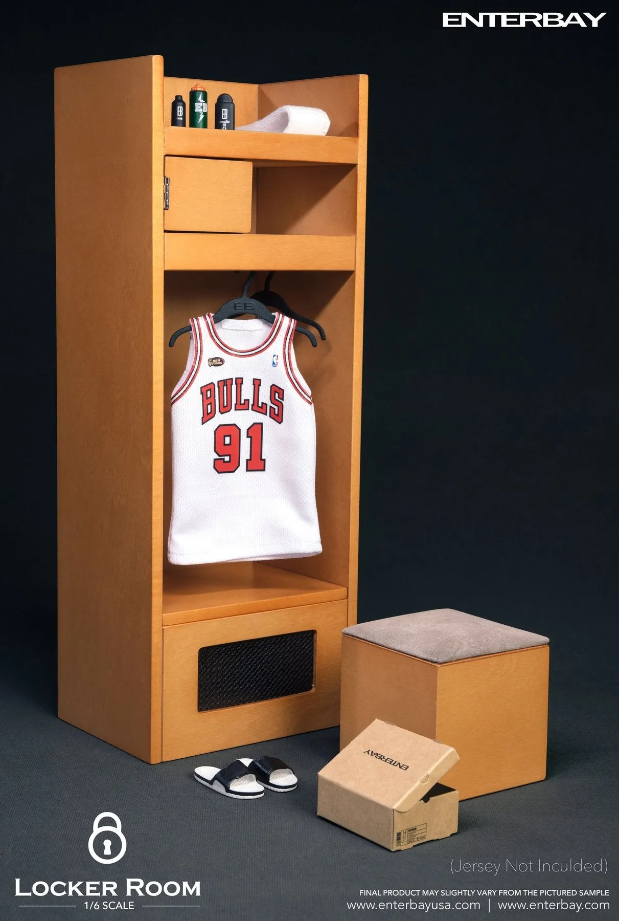 Michael Jordan LE w/Basketball Hoop & Locker Room Combo - MINT IN BOX