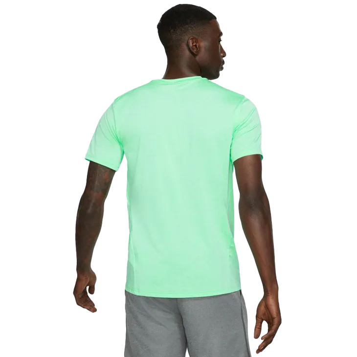 Nike Dri-Fit Men's Short-Sleeve Training Top