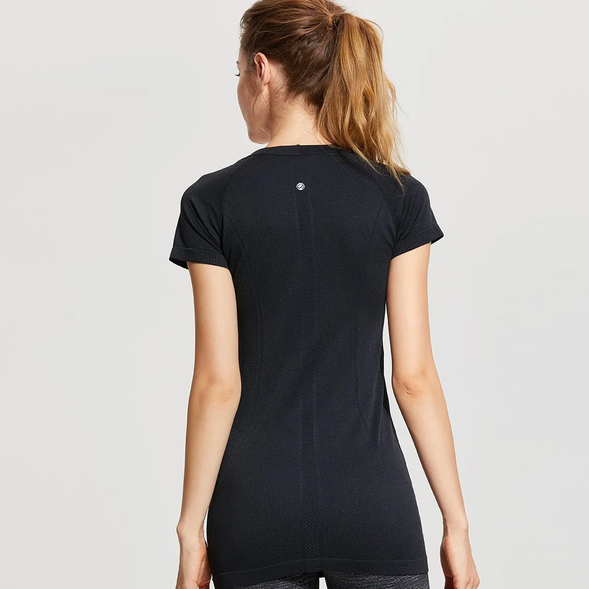 Quick Dry Breathable Seamless Black Workout Tee