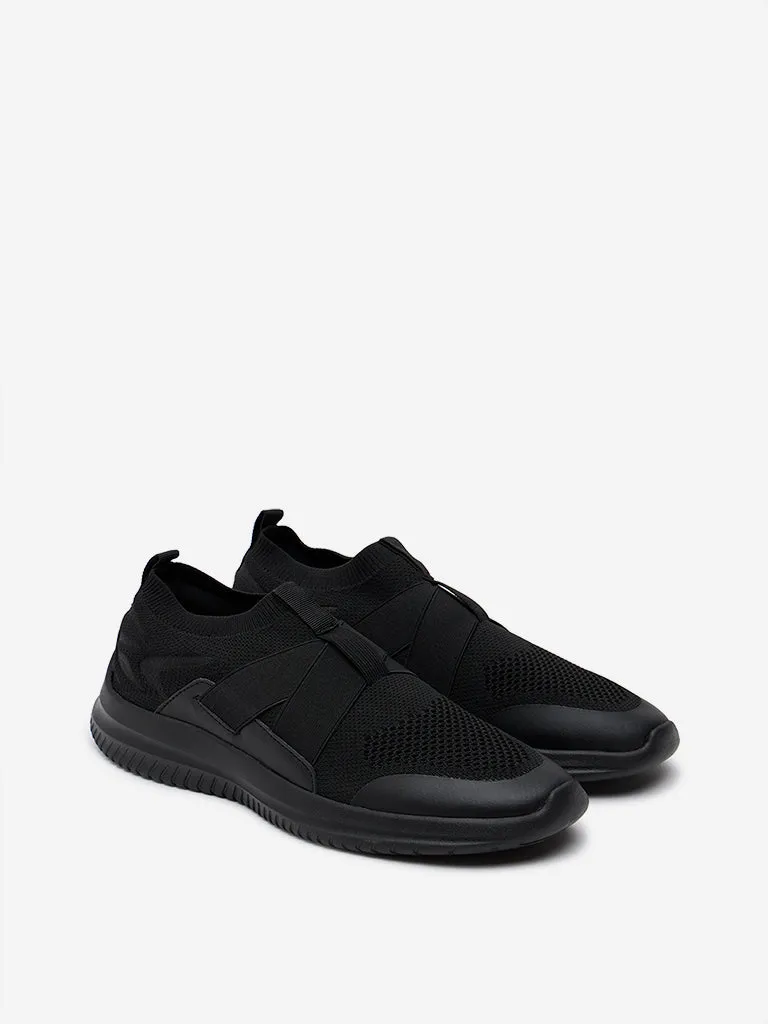 SOLEPLAY Black Cross Elastic-Detailed Shoes