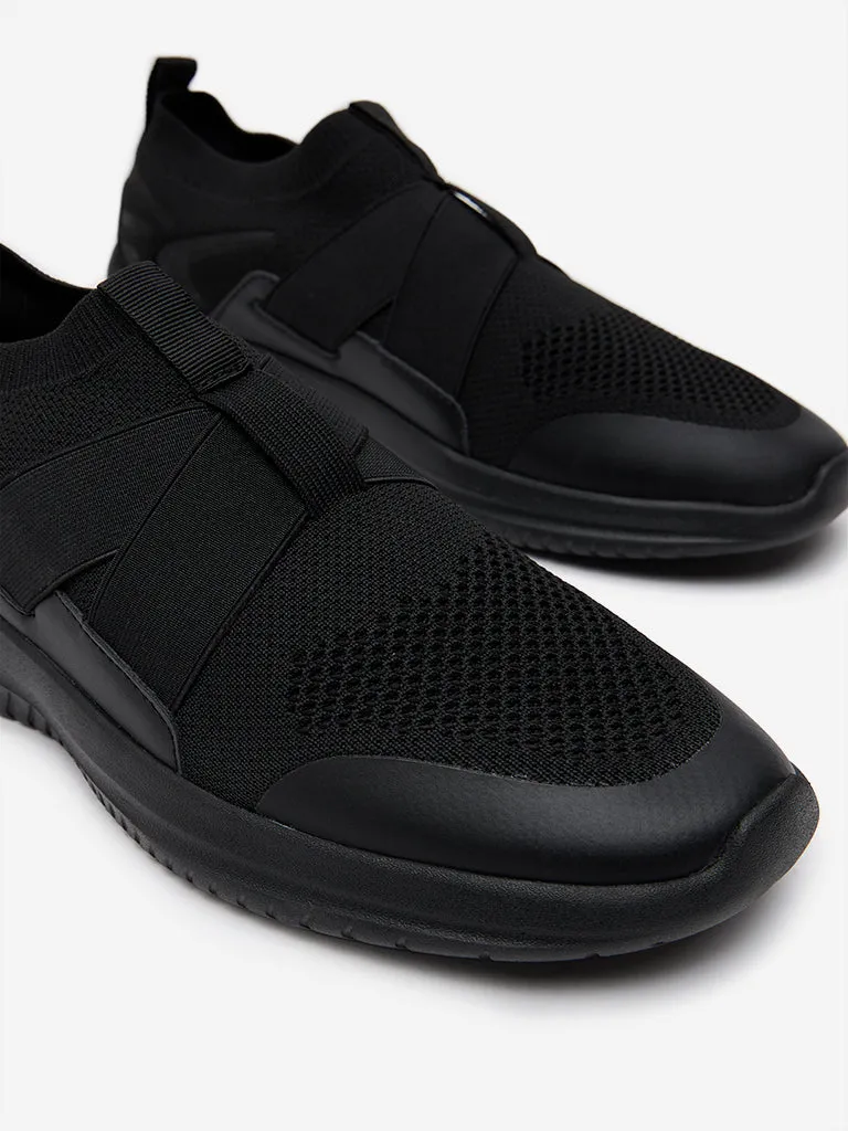 SOLEPLAY Black Cross Elastic-Detailed Shoes