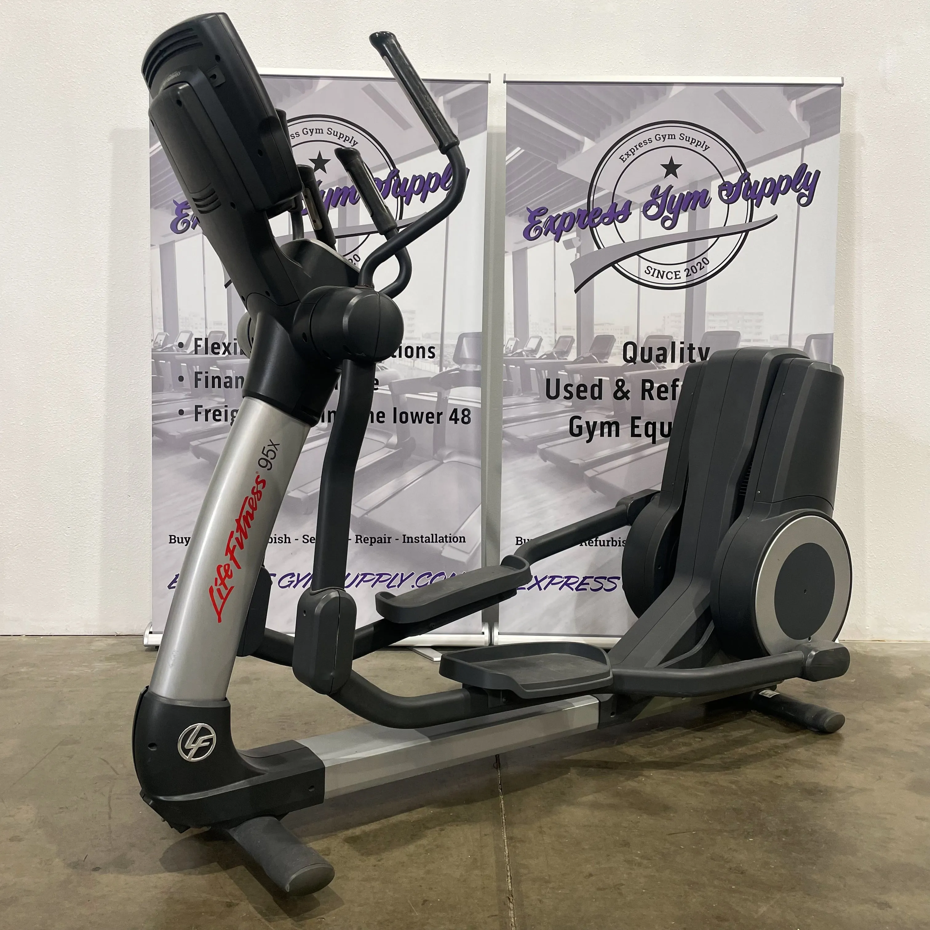 Used Life Fitness 95x Inspire Elliptical Cross-Trainer