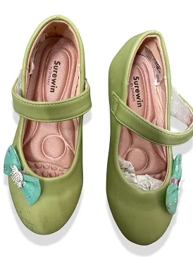 Vintage kids surevin designer green shoe