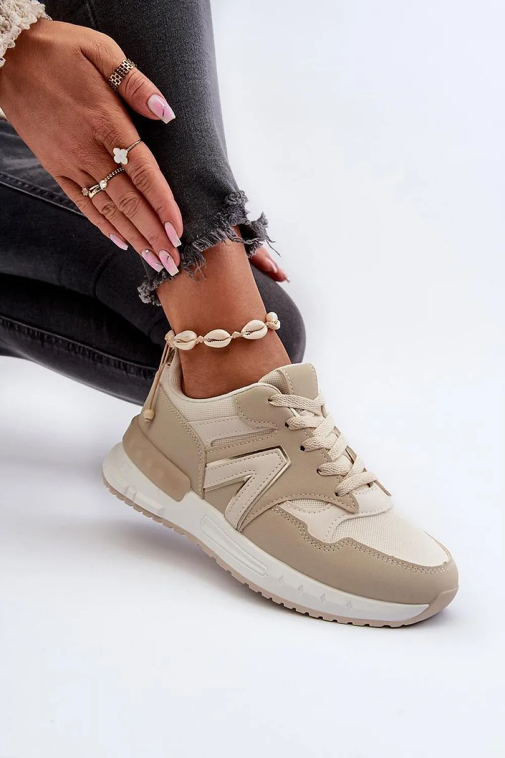 Women's Delicate Sneakers