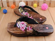 wood sandals 2017 New Fashion Retro Japanese style clogs fashion wooden flip flops slippers Women's clogs slippers h185